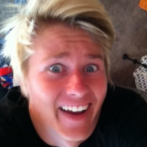 Meet your Posher, Isaac - Picture 1 of 1